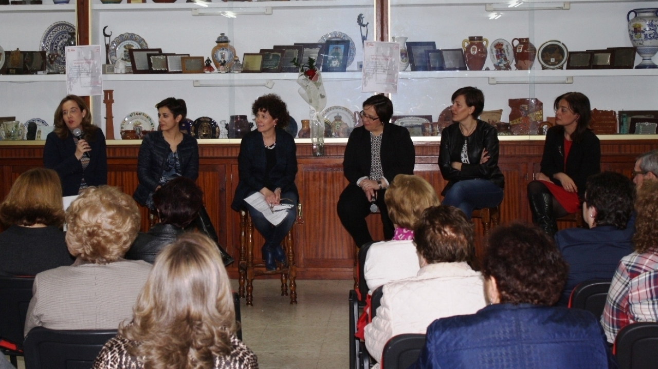 Las mujeres del PSOE reivindican un gobierno liderado por Pedro Sánchez para &quot;recuperar los derechos perdidos en materia de Igualdad&quot;