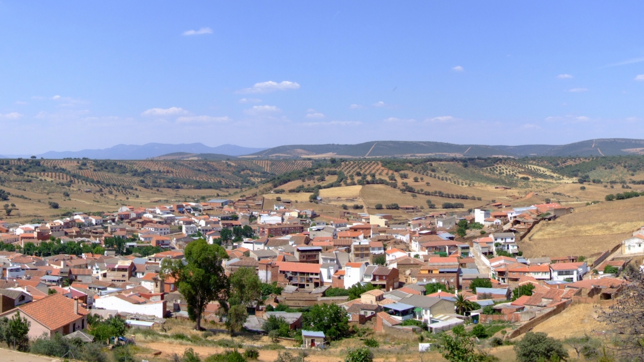 Ayuntamientos socialistas de la Comarca de Los Montes consiguen con el Gobierno regional, recuperar las líneas de autobús interurbano