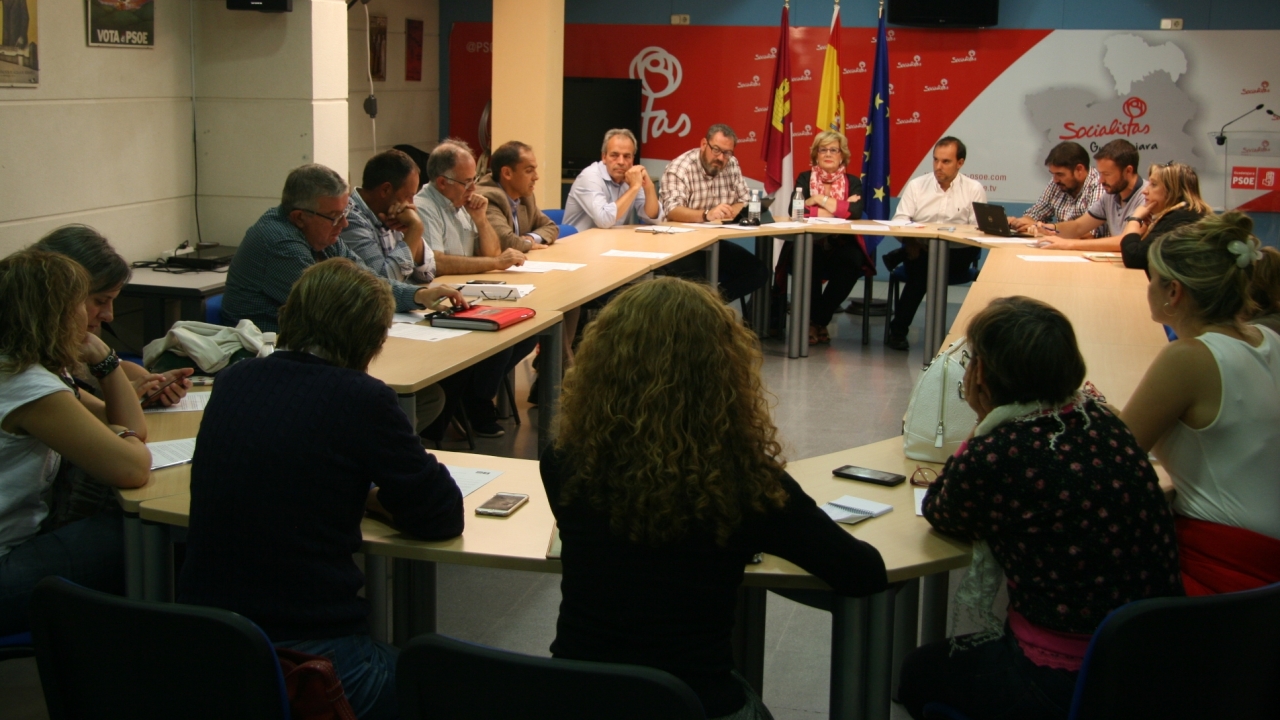 El PSOE de Guadalajara apoya el diálogo con fuerzas del cambio que defiendan la estabilidad y el orden constitucional