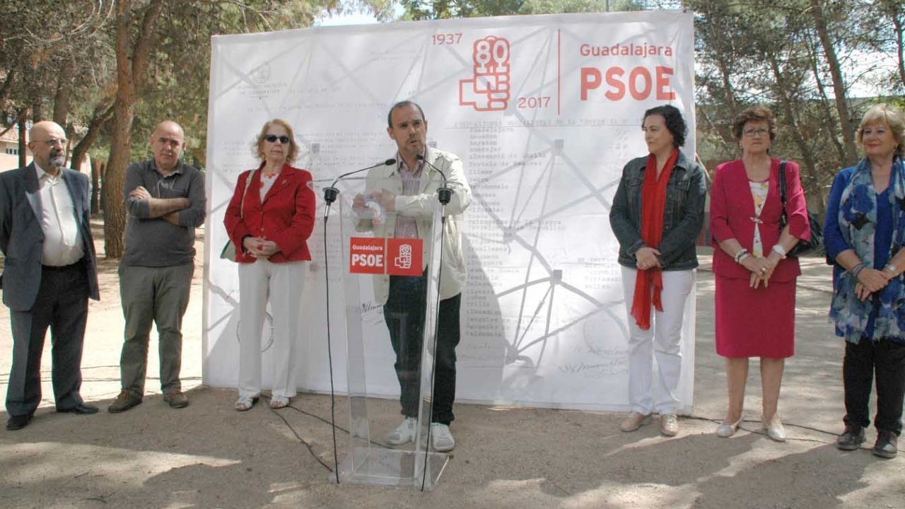 El PSOE de Guadalajara homenajea a los fundadores de la Agrupación Provincial