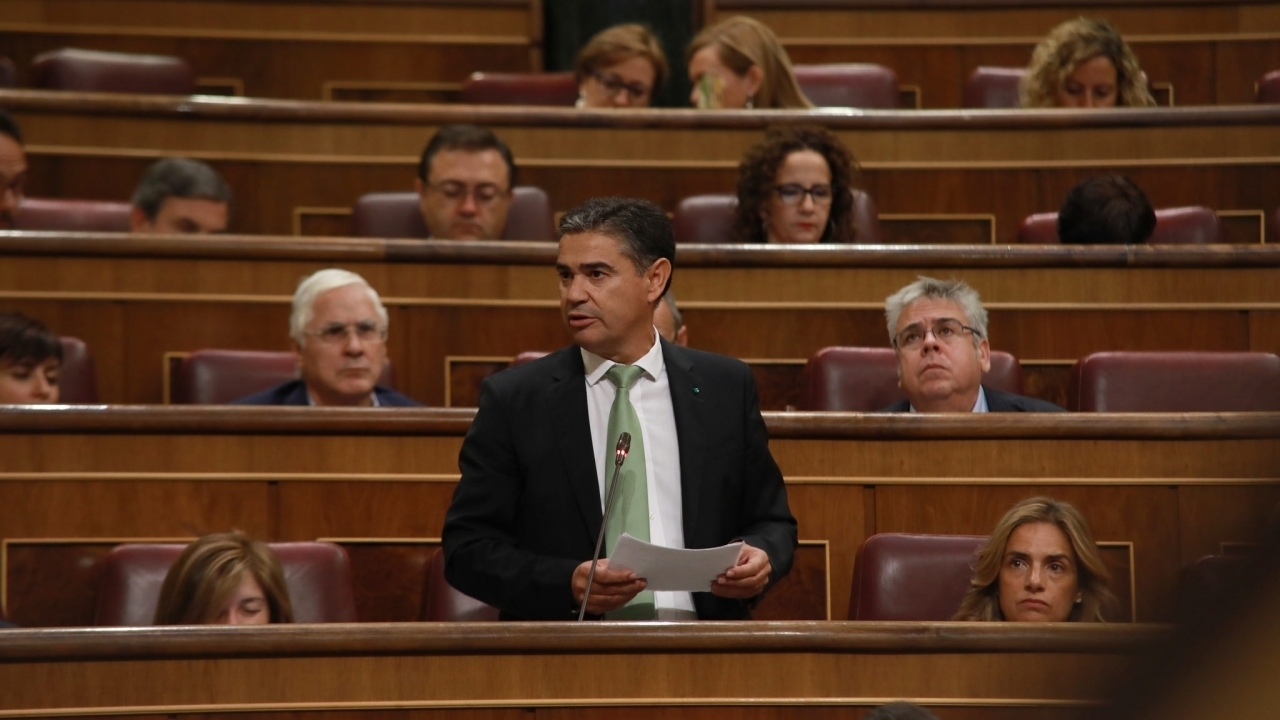 González Ramos registra las preguntas a la ministra sobre los pozos de sequía