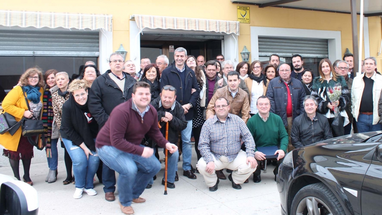 Homenaje a dos históricos militantes del PSOE de la Puebla de Montalbán