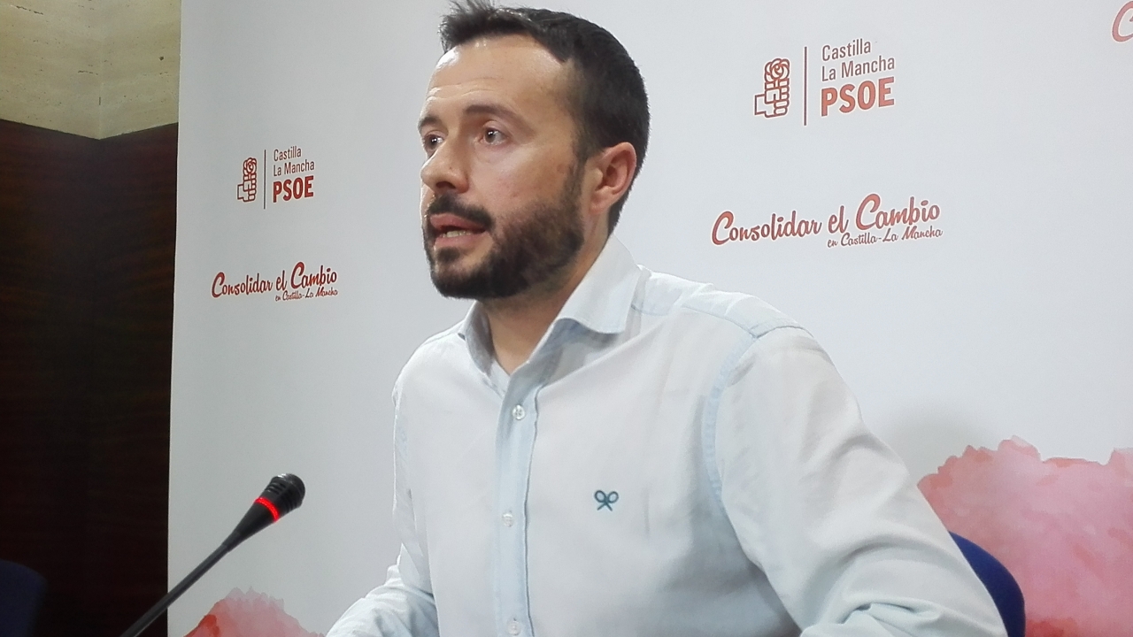 &quot;Mientras Cospedal se ve continuamente salpicada por la corrupción, cada día el gobierno de Page sigue mejorando la vida de las personas&quot;