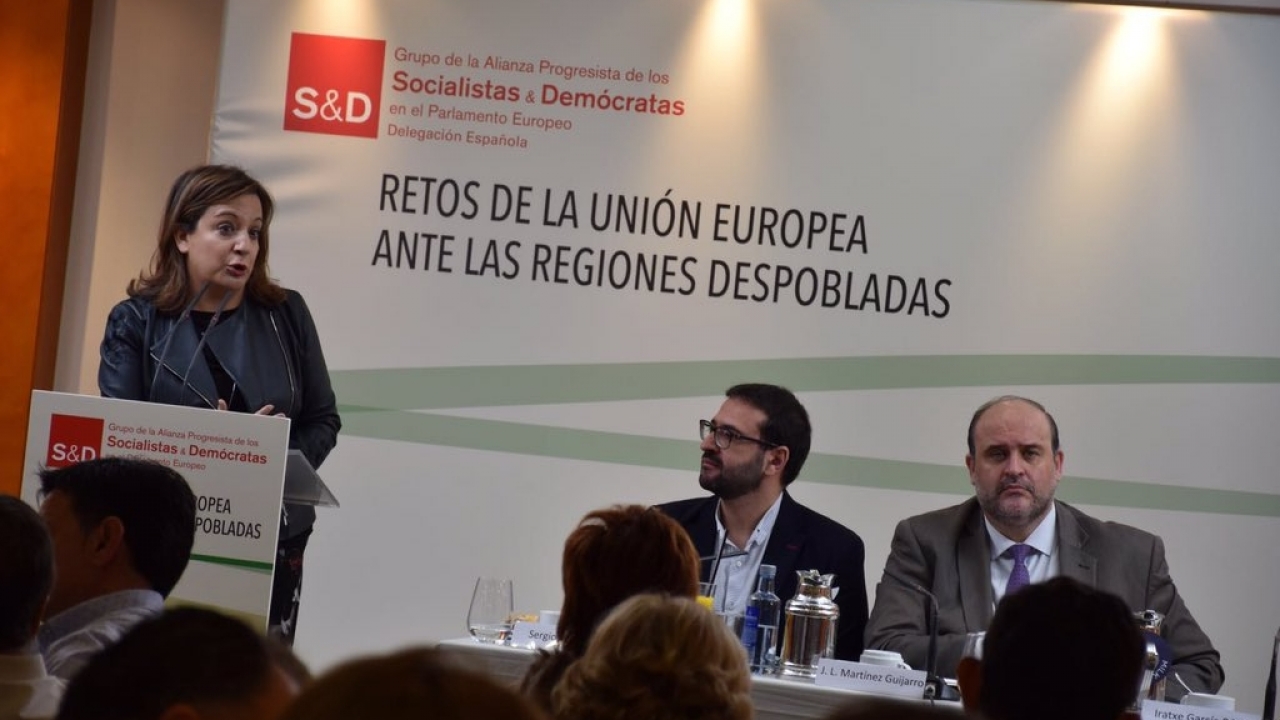 El PSOE reclama que se tengan en cuenta la despoblación y el envejecimiento de la población en el reparto de los fondos comunitarios