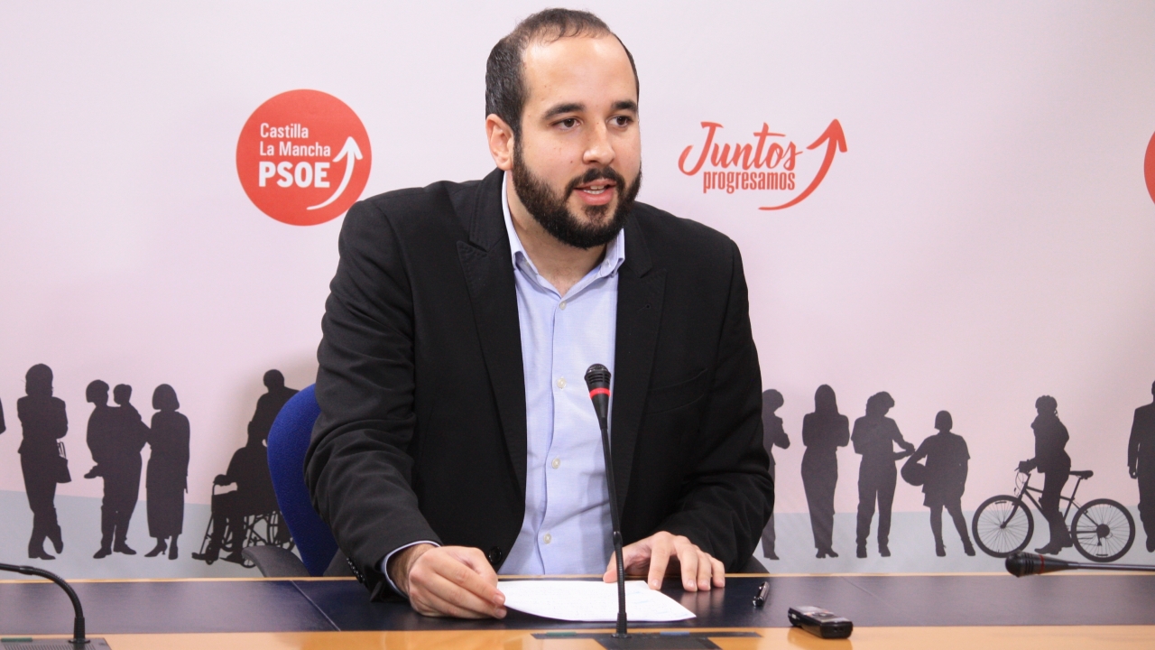 &quot;Si el PP no retira los insultos a García-Page, el Grupo socialista podría reconsiderar su posición sobre la propuesta de declarar a Cospedal &#8216;persona non grata&#8217;&quot;