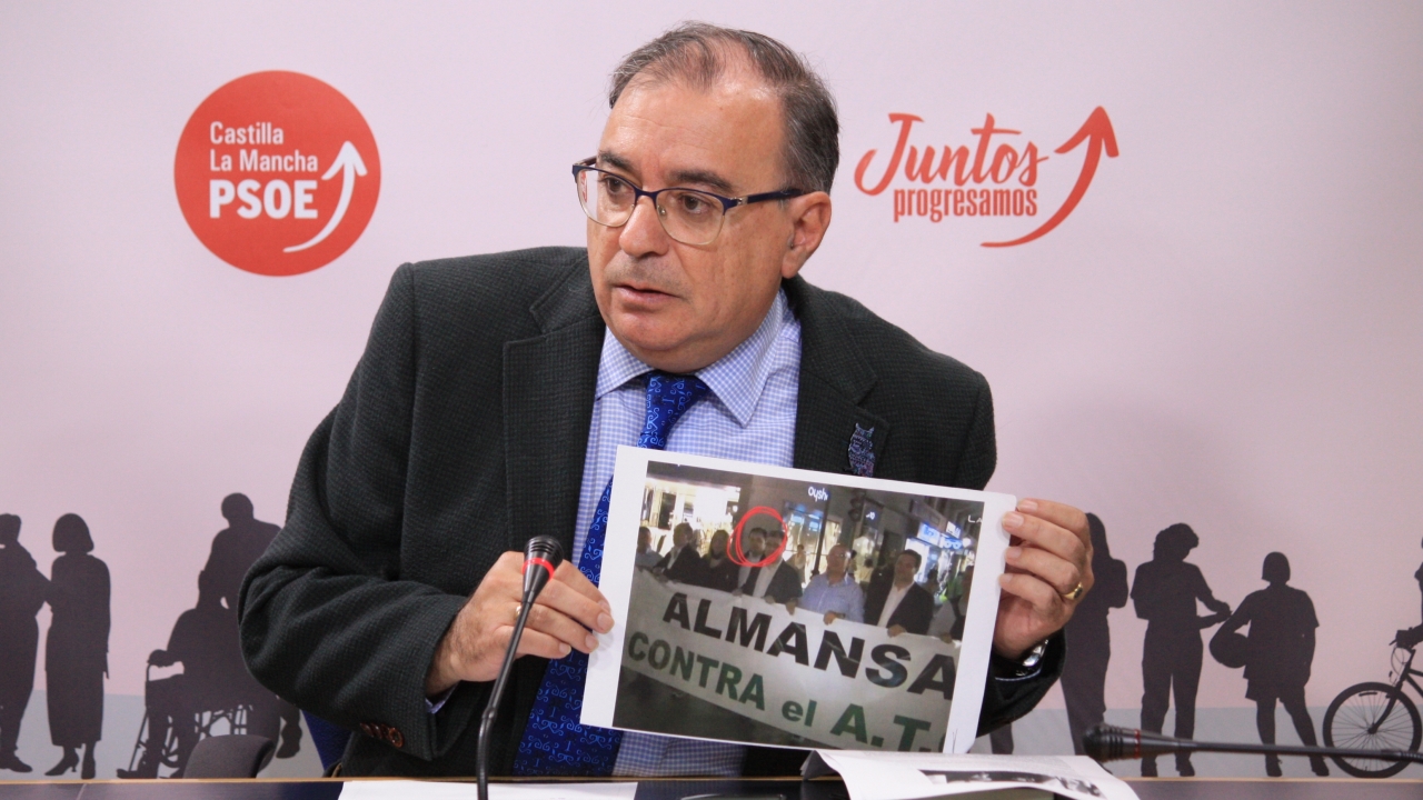 &quot;Resulta ridículo que Nuñez defienda en Cuenca, el ATC para Villar de Cañas cuando se manifestó, en Almansa, en contra del paso de residuos radioactivos&quot;