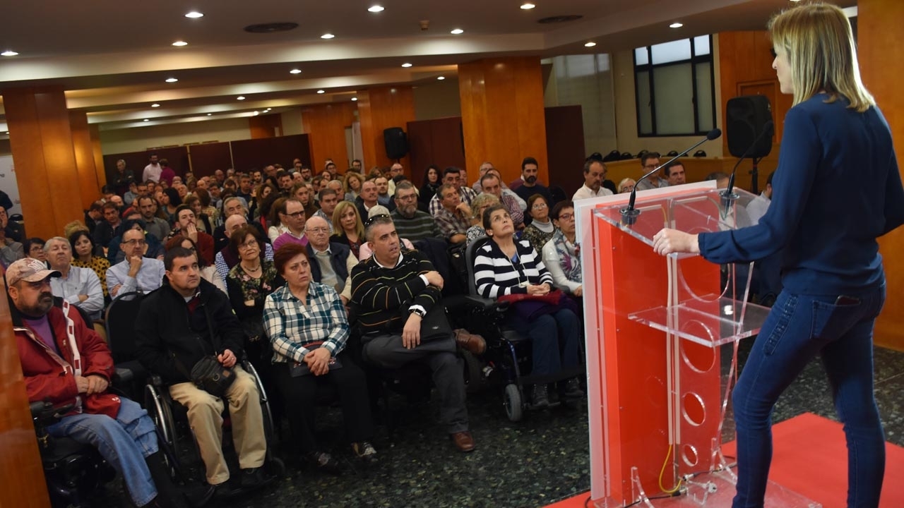 Maestre: &quot;Tenemos una doble obligación, dar cuentas y escuchar a los ciudadanos para que nos digan por dónde tenemos que ir durante los próximos años&quot;