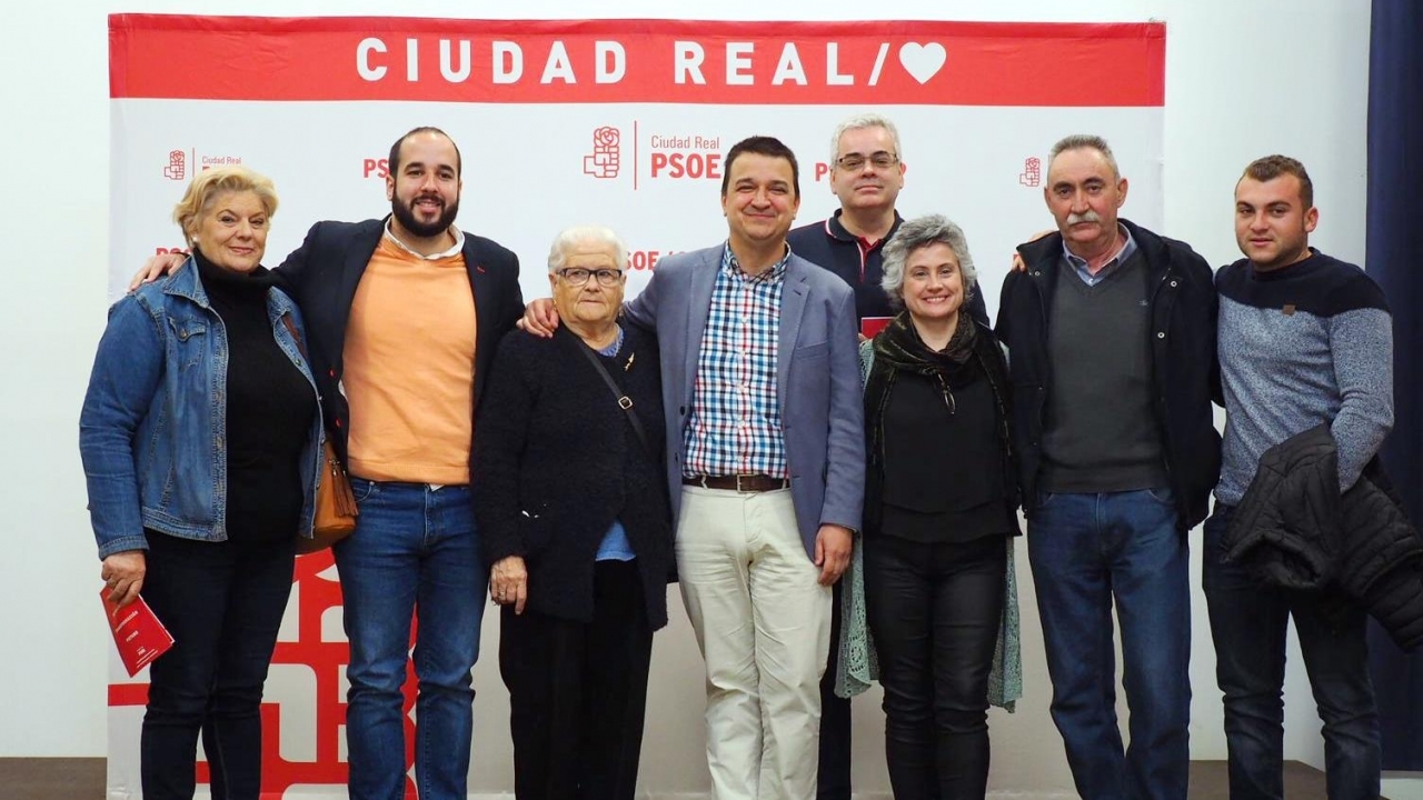 El PSOE defiende desde Fernán Caballero &quot;un gran plan contra la despoblación rural&quot;