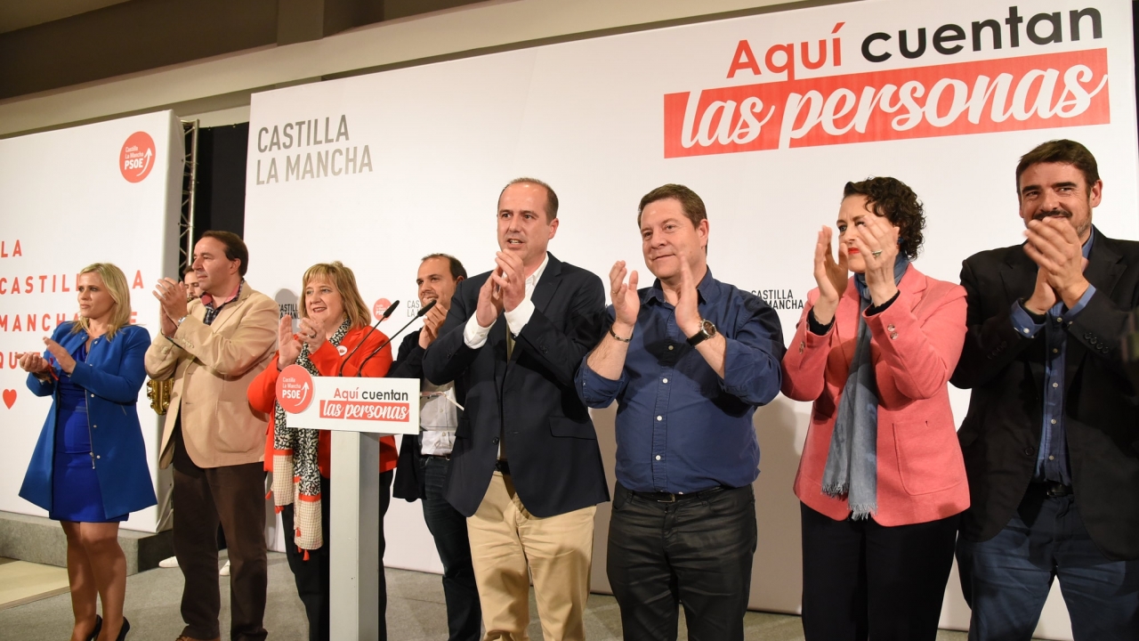 García-Page: &quot;No se me ocurre mejor contestación a la extrema derecha que vote todo el mundo&quot;