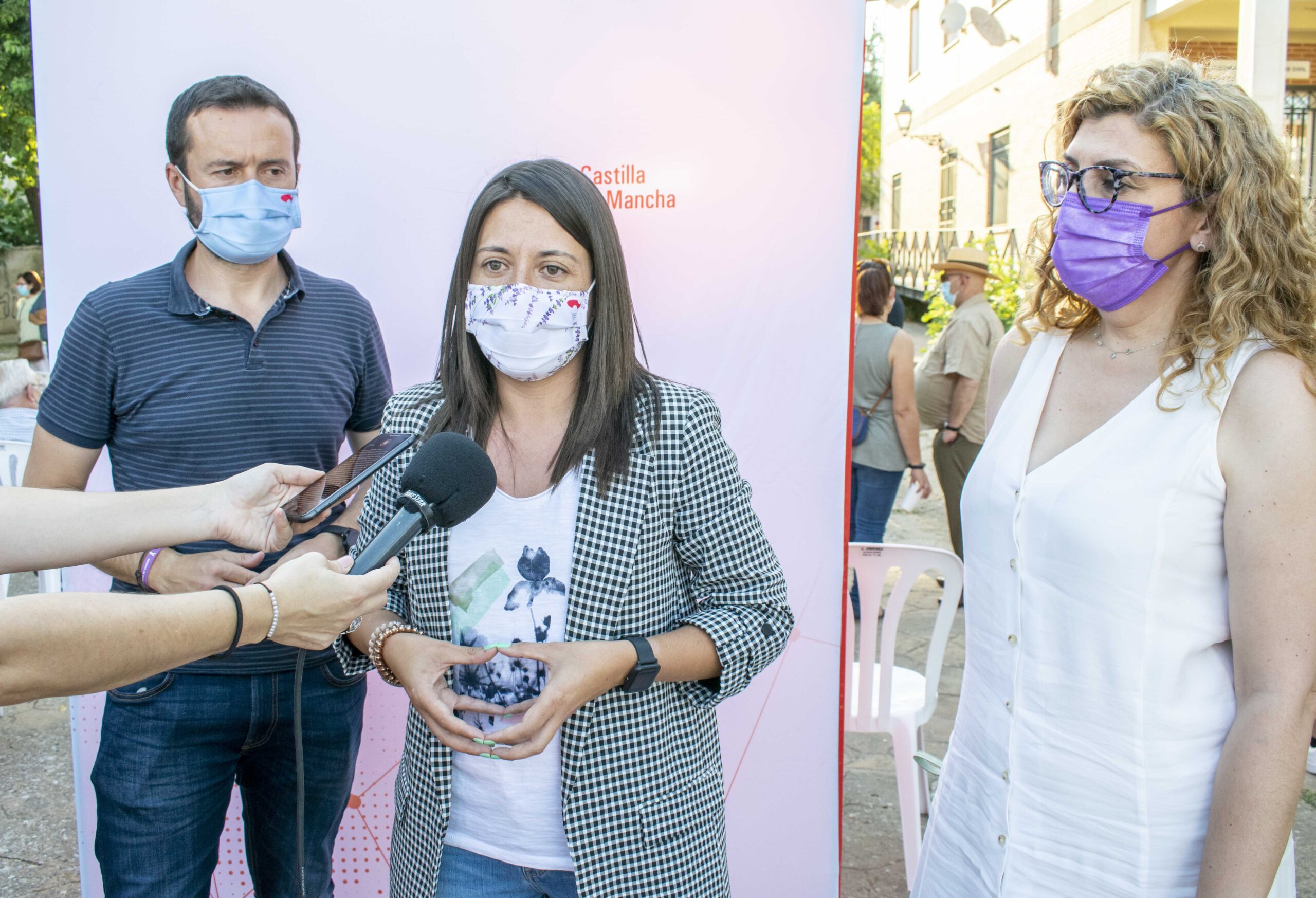 Bárbara García: “Hemos ampliado las ayudas de emergencia en 4,8 millones de euros porque lo primero es nuestro compromiso con las personas”