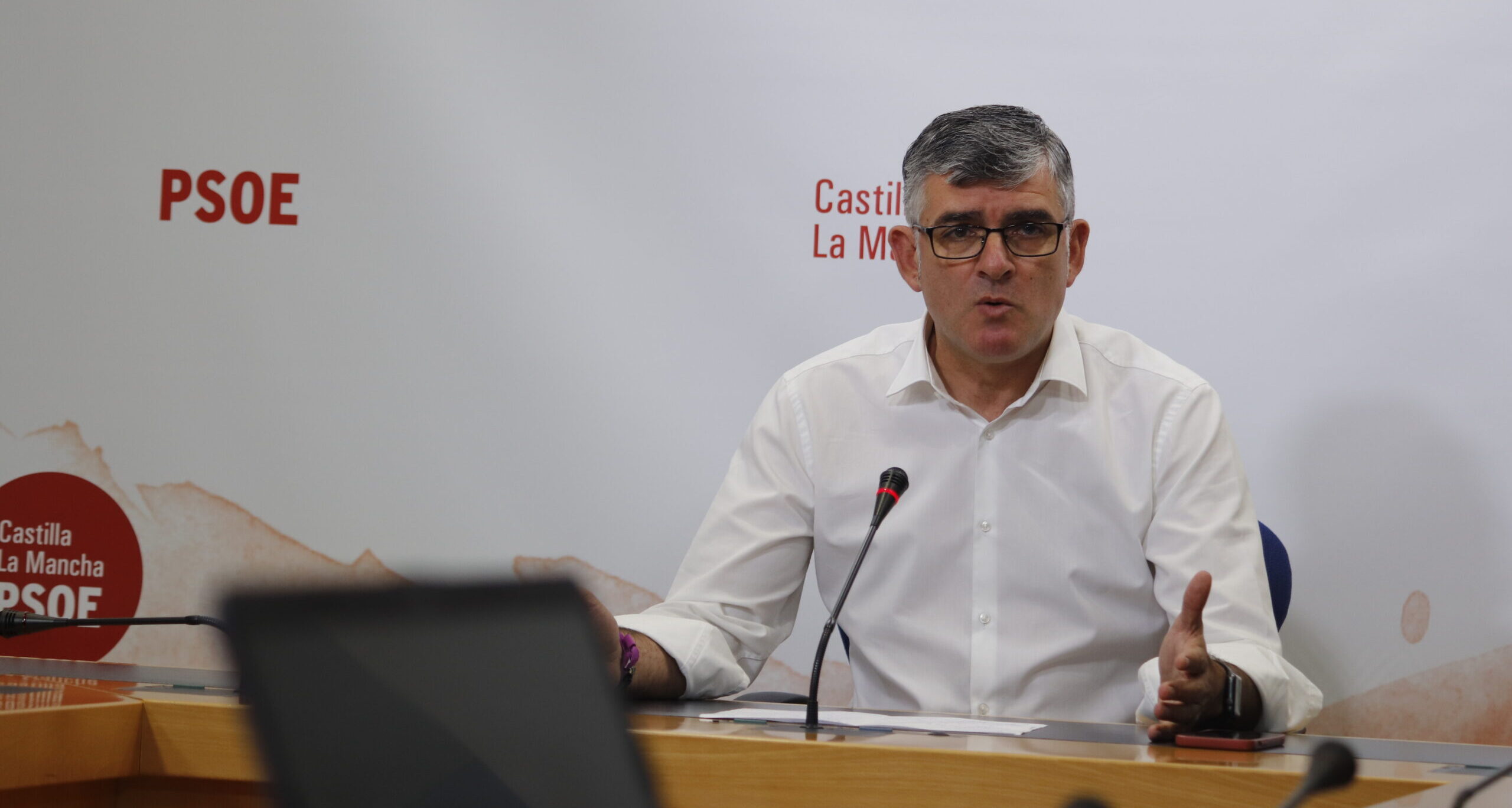 El PSOE afirma que “Page representa el progreso y la estabilidad” frente a “la inexperiencia, las mentiras y las ocurrencias” de Núñez