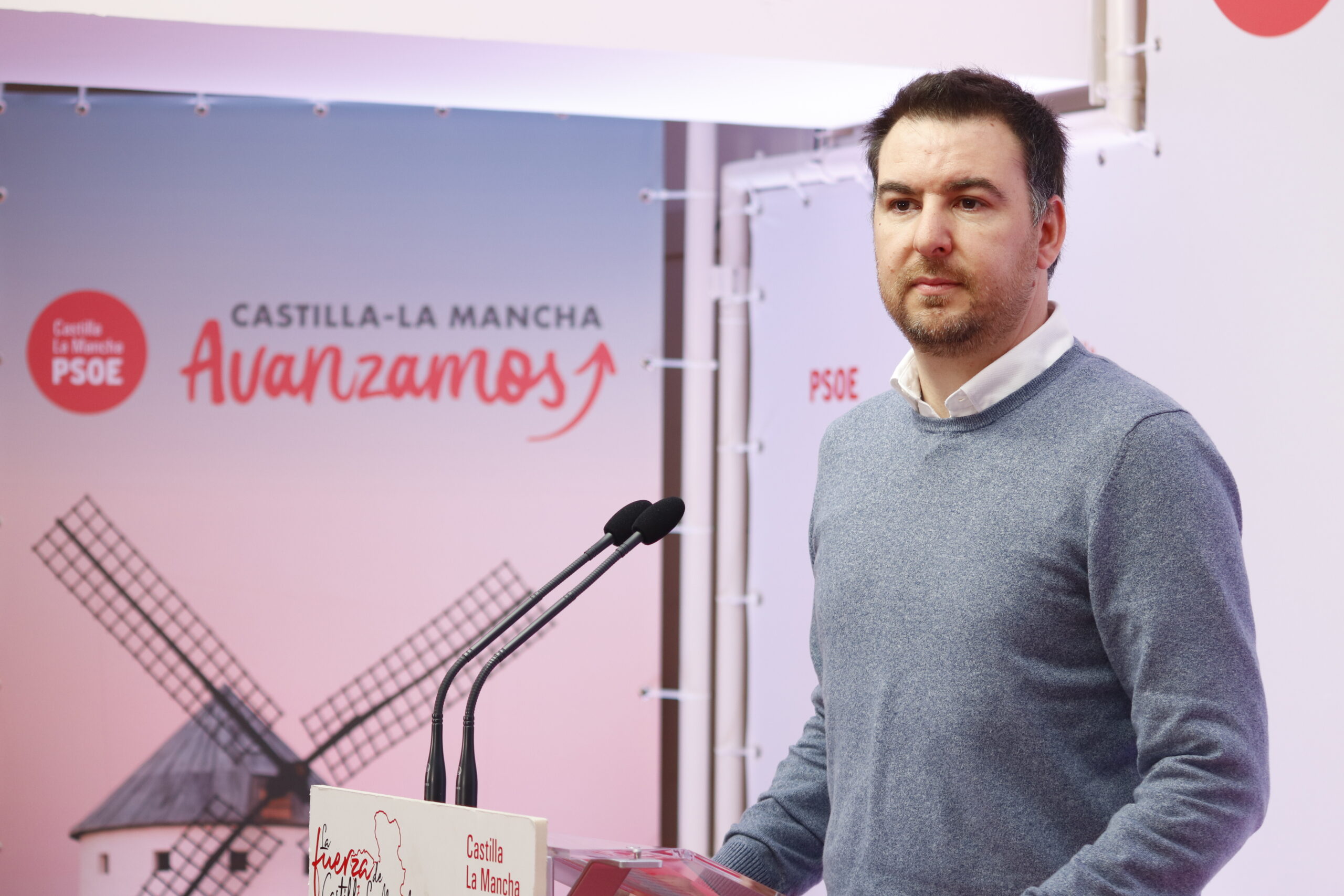 El PSOE destaca que la estabilidad con Page crea empleo y pide a Núñez rectificar y unirse al diálogo