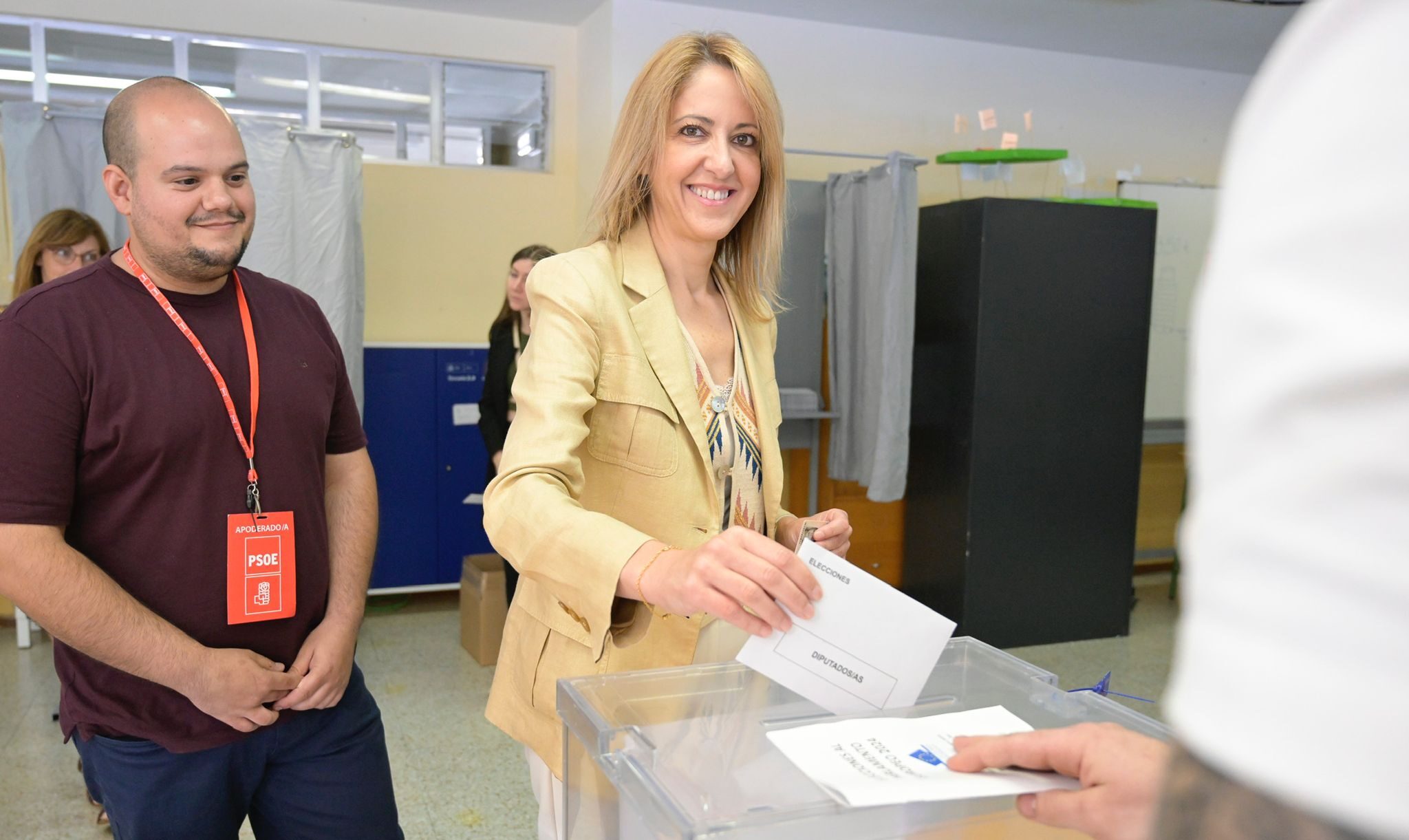 Maestre pide ejercer el voto “con alegría, a favor de Europa, de la democracia y la convivencia”