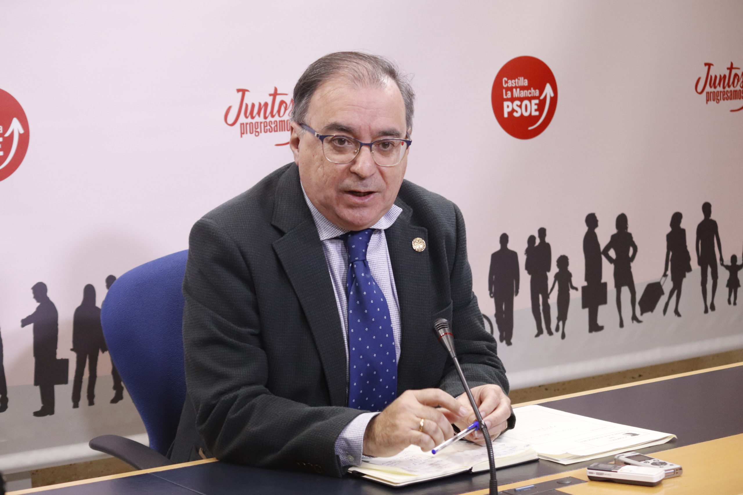 Mora destaca el esfuerzo del Gobierno de Page en la reducción de listas de espera: “Llevamos 31 meses por debajo de los 100.000 pacientes esperando”