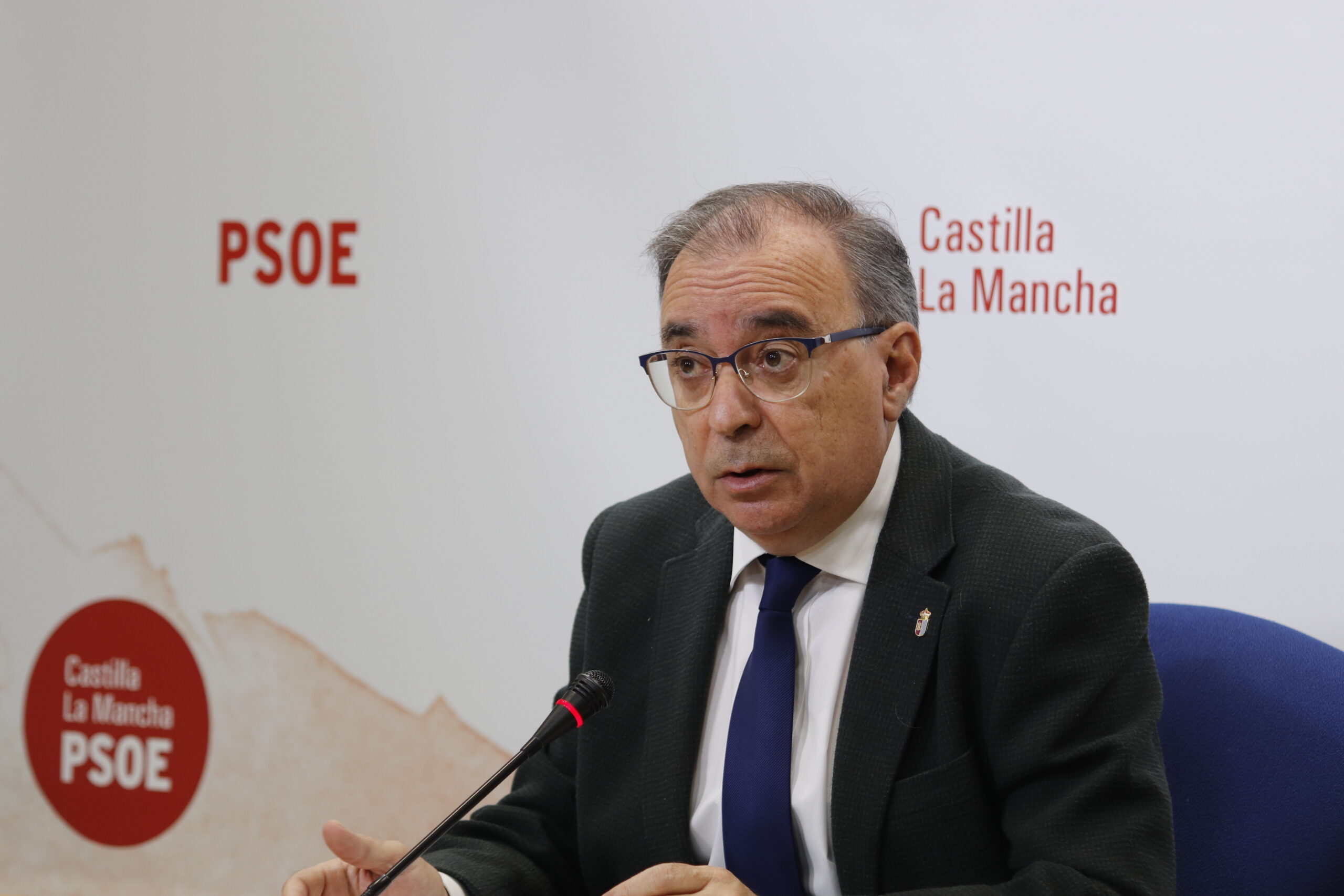 Mora exige a Núñez que deje de “enredar” y apoye la suspensión del canon del agua y las nuevas deducciones fiscales