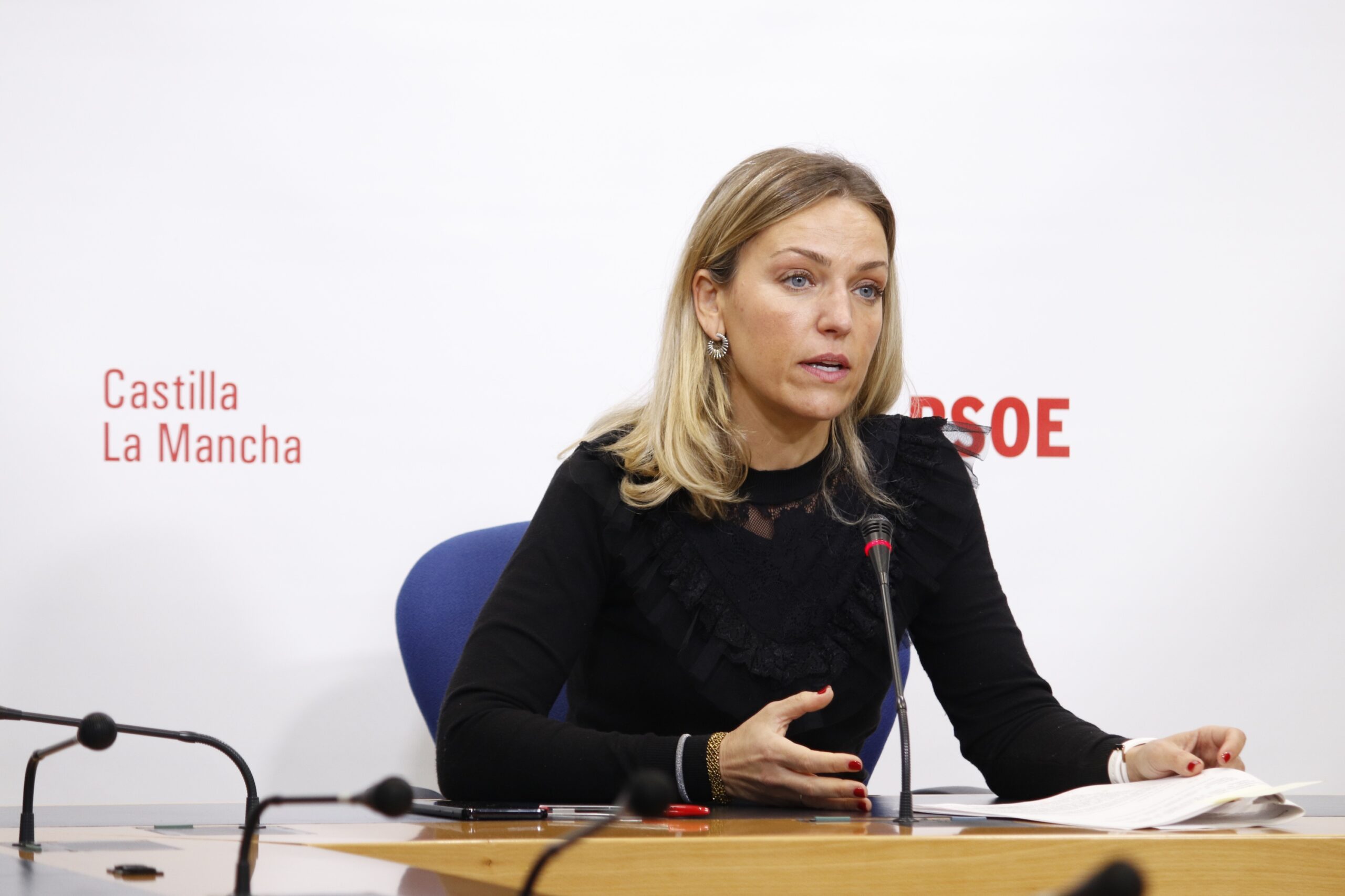 El PSOE destaca el proceso de “digitalización” de CMM y su labor con uno de los presupuestos más económicos del país