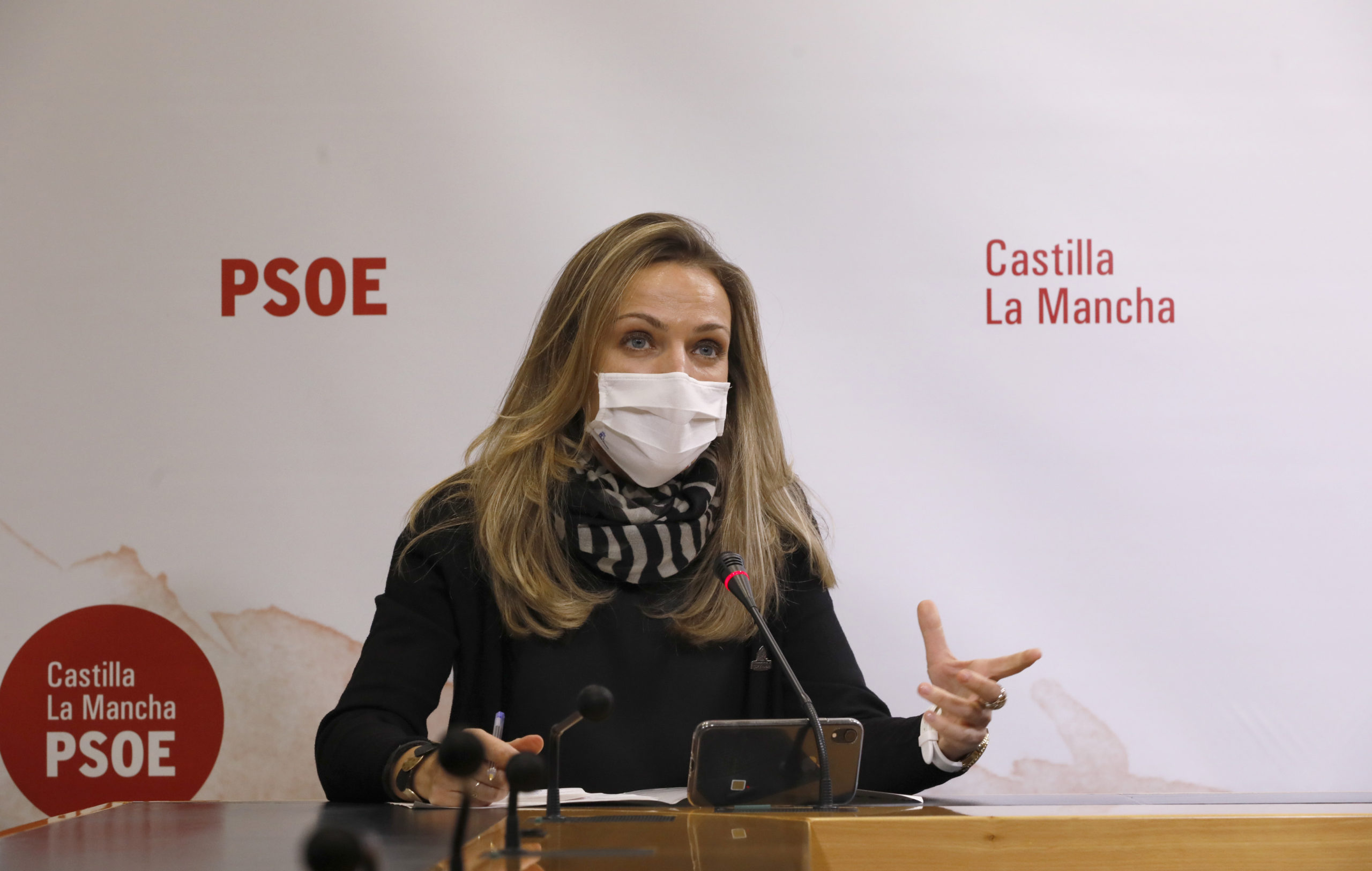 El PSOE denuncia que el PP recurra a “bulos” en un día en que “tratamos de estar todos unidos” contra la violencia de género