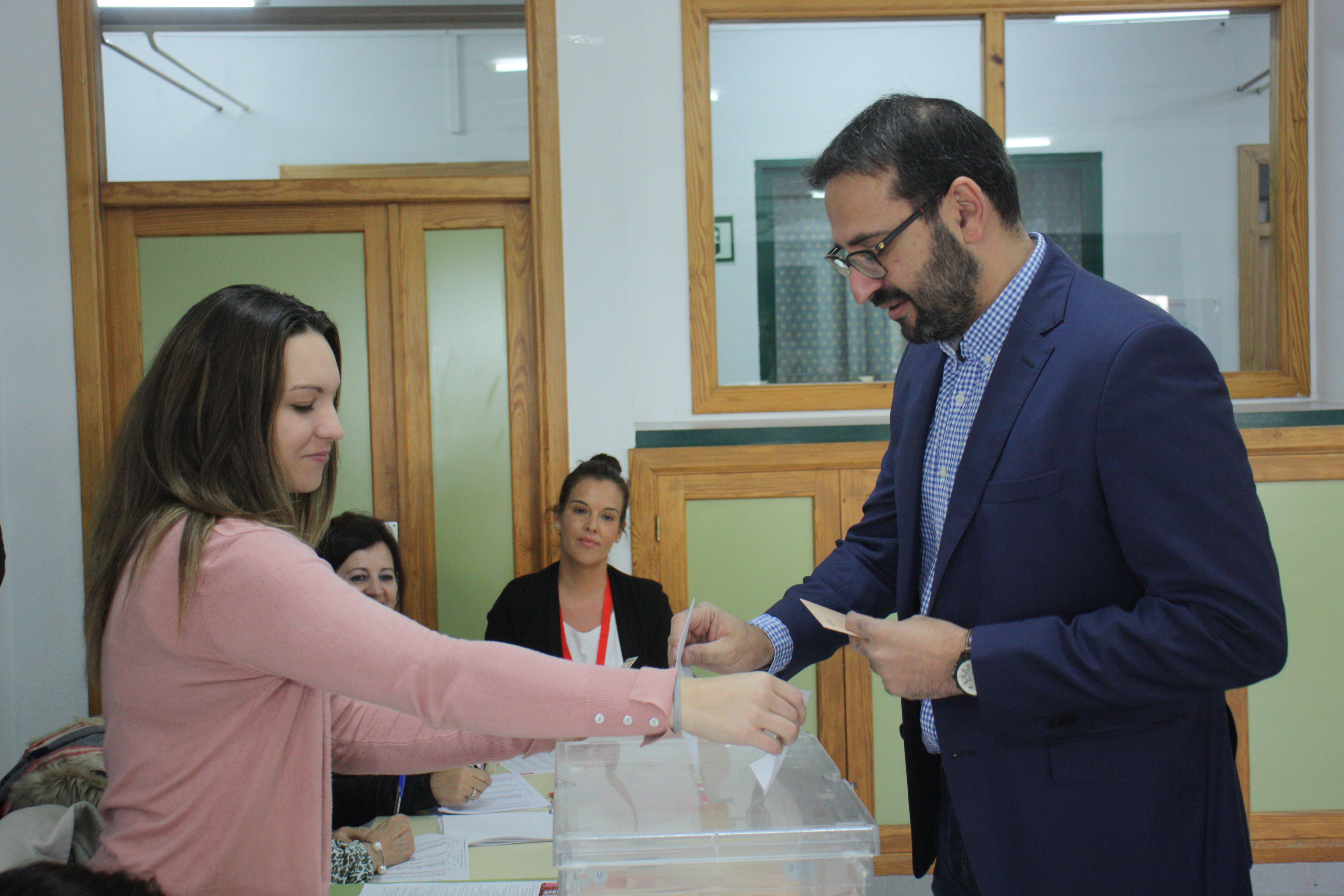 Gutiérrez anima a votar este 10-N y espera que se pueda ejercer con normalidad el derecho al voto en toda España