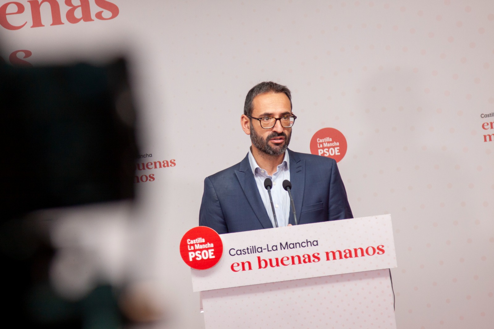 Gutiérrez contrapone el año de gobierno de Page al de PP y Vox que “con una mano recortan y con la otra están friendo a impuestos”