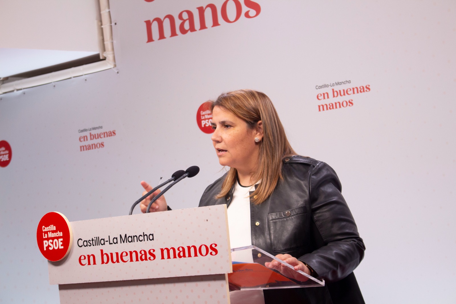 Tita García denuncia los “bulos” del PP mientras, “donde gobiernan, los habitantes pagan de media 300 euros más al año de impuestos”