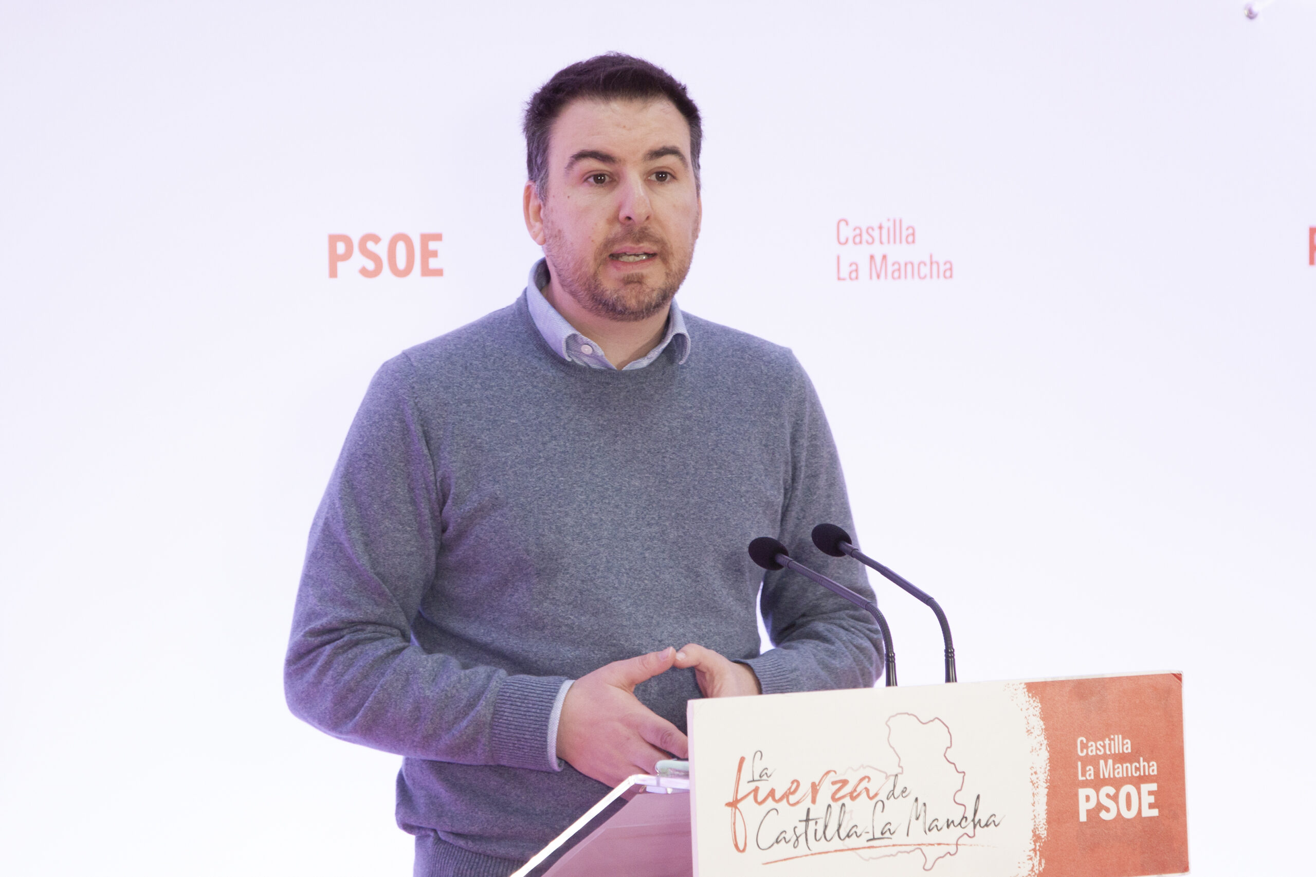 Sánchez Requena: “Núñez debería empezar su código ético cesándose a sí mismo y a otros dirigentes del PP por sus continuos insultos a Page”