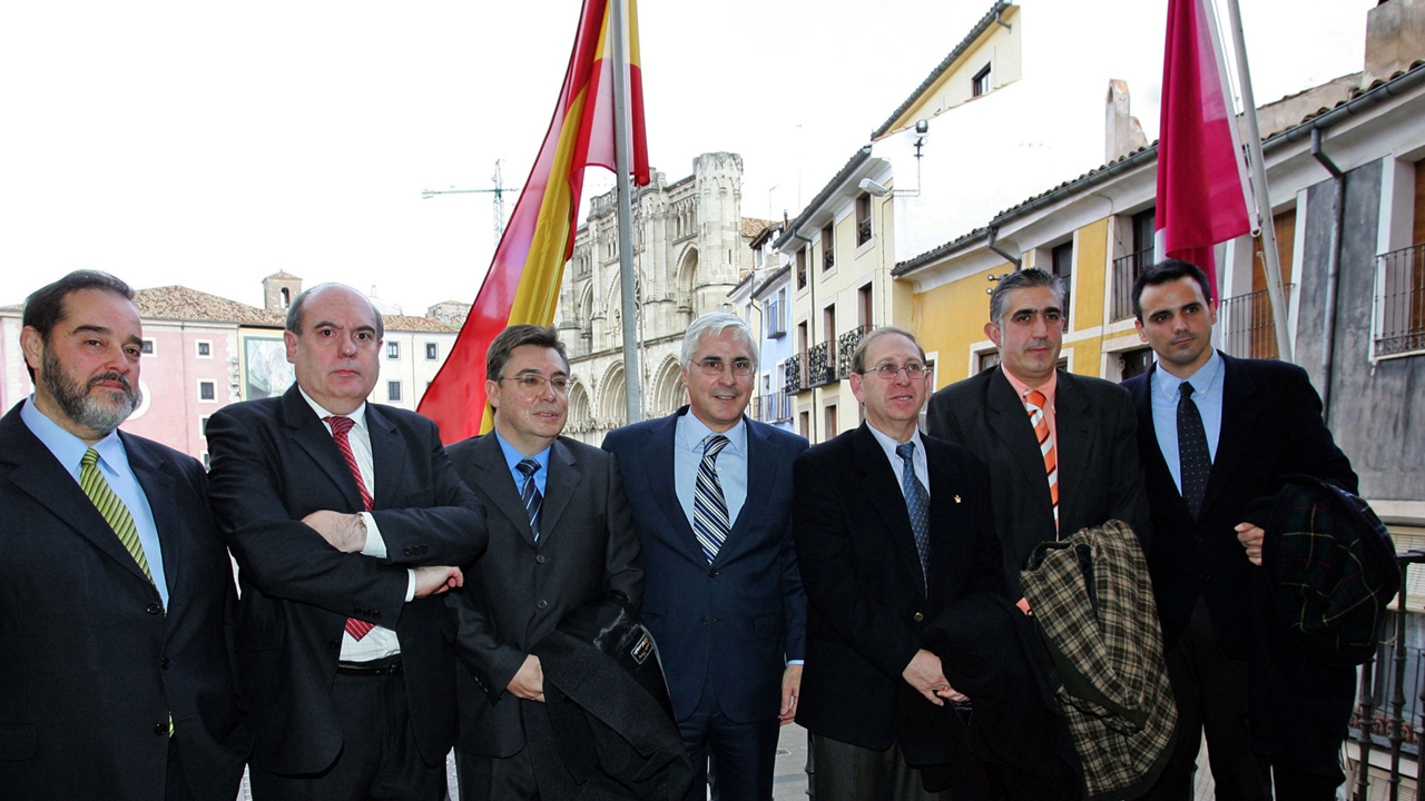 El presidente Barreda anuncia la construcción de un nuevo hospital en Cuenca