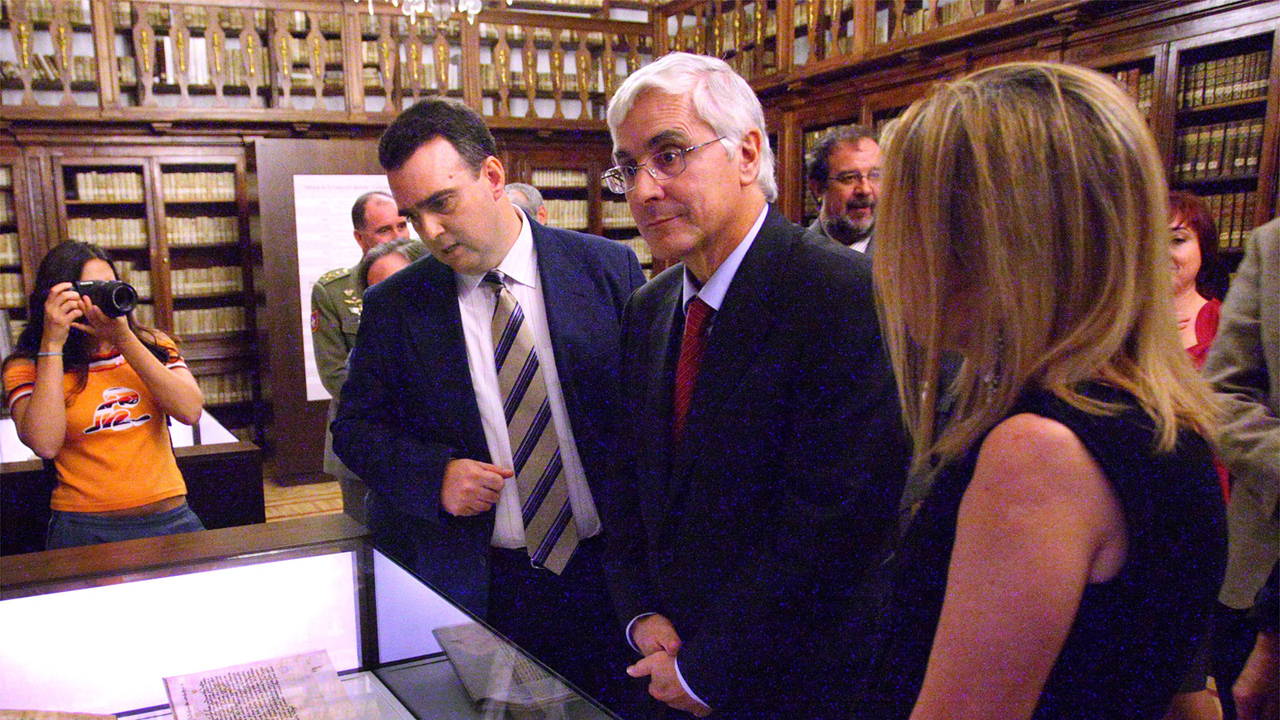 Barreda presidió el X aniversario de la Biblioteca Regional