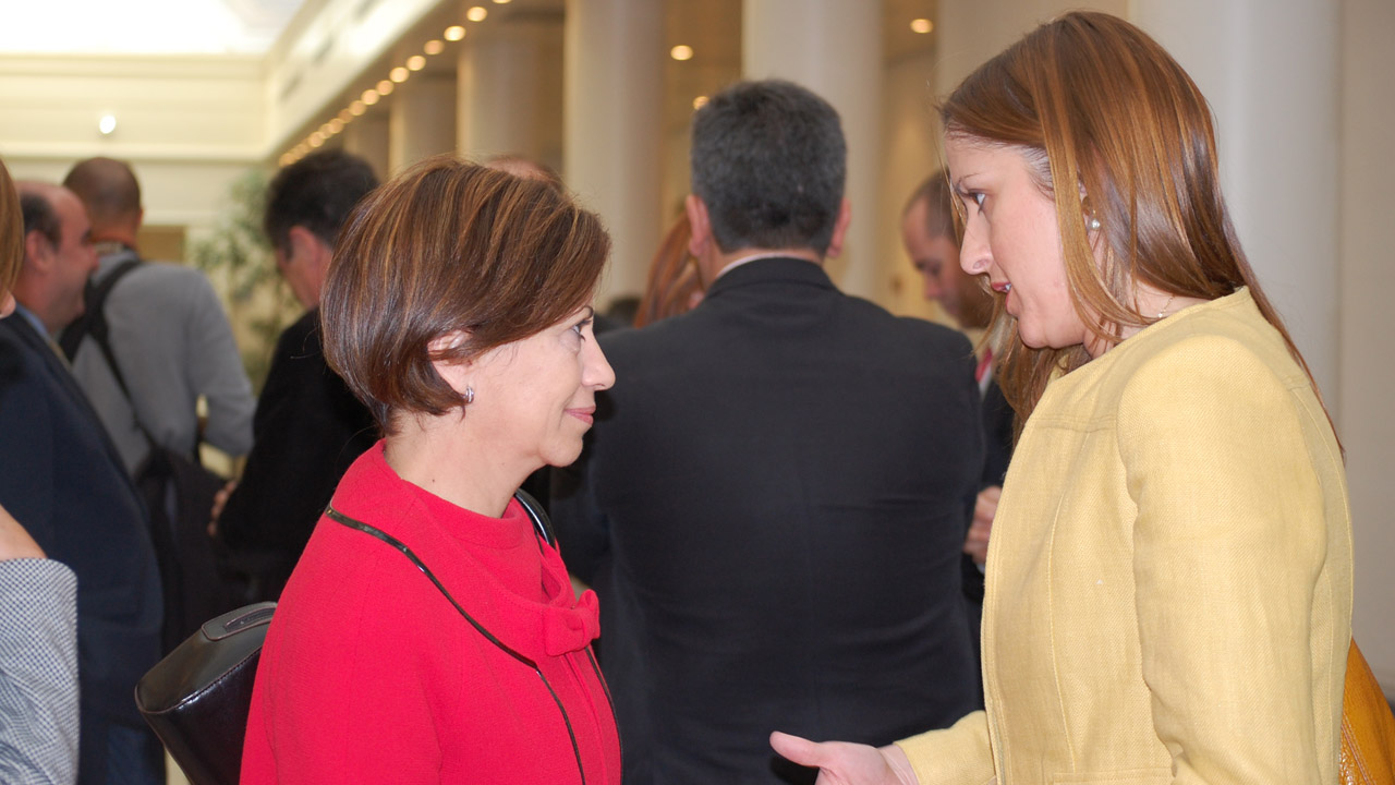 La ministra Espinosa reitera a la senadora Maestre el compromiso por la recuperación de las Tablas