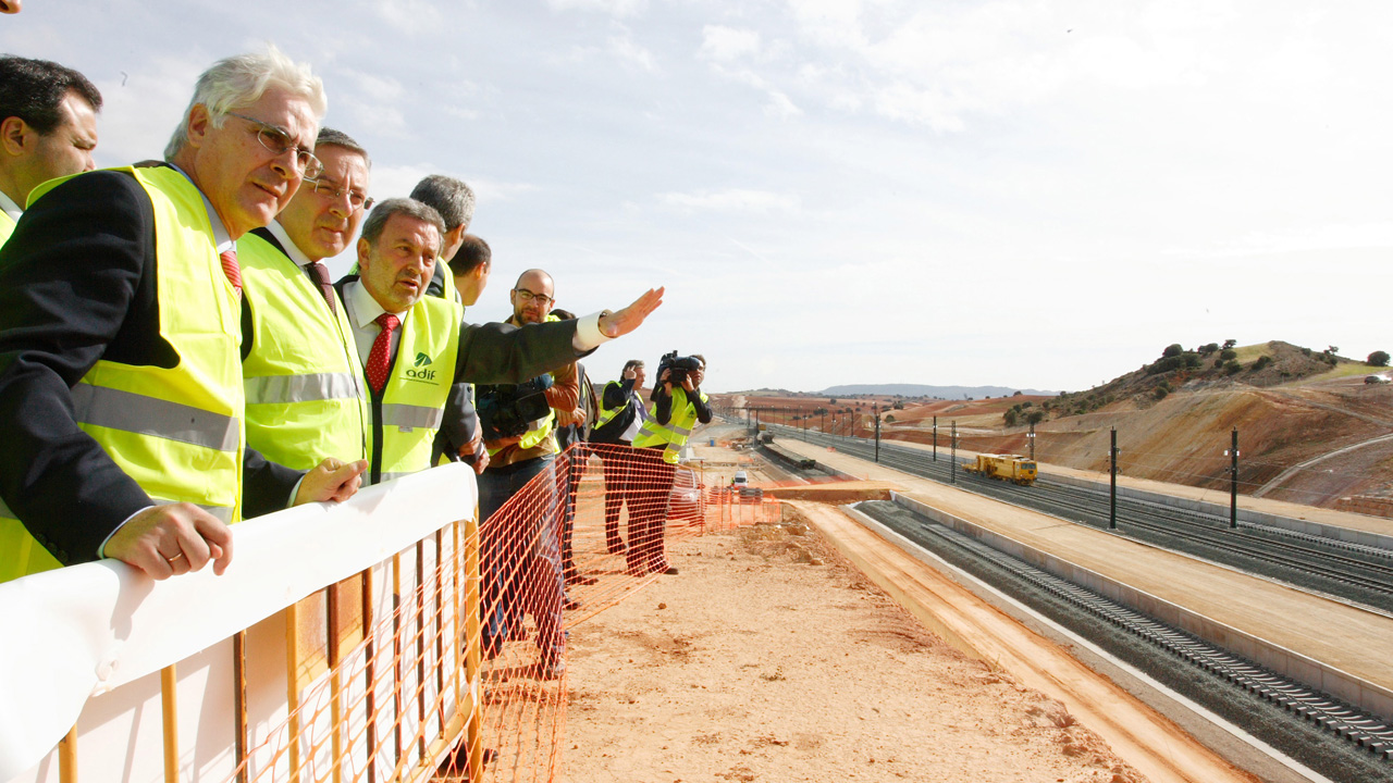 El presidente Barreda plantea una gran reforma de la ciudad de Cuenca aprovechando la llegada del AVE