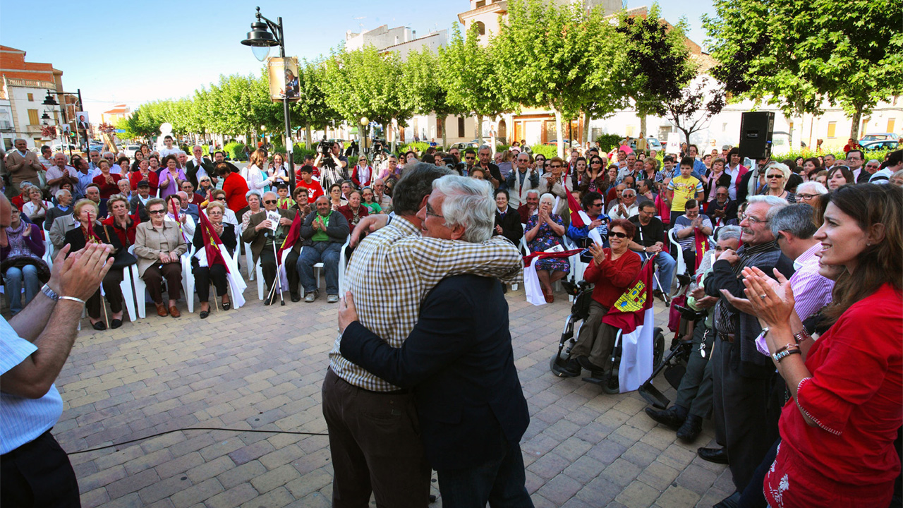 Barreda se compromete con un gran polígono industrial para Motilla del Palancar