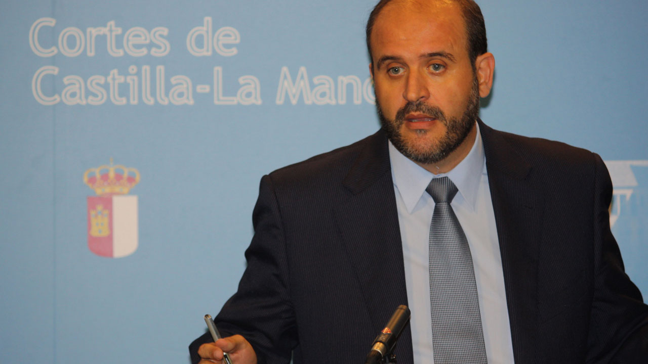 “El Plan de recortes de Cospedal es el mayor atentado que se ha cometido contra el sistema de servicios públicos de C-LM”