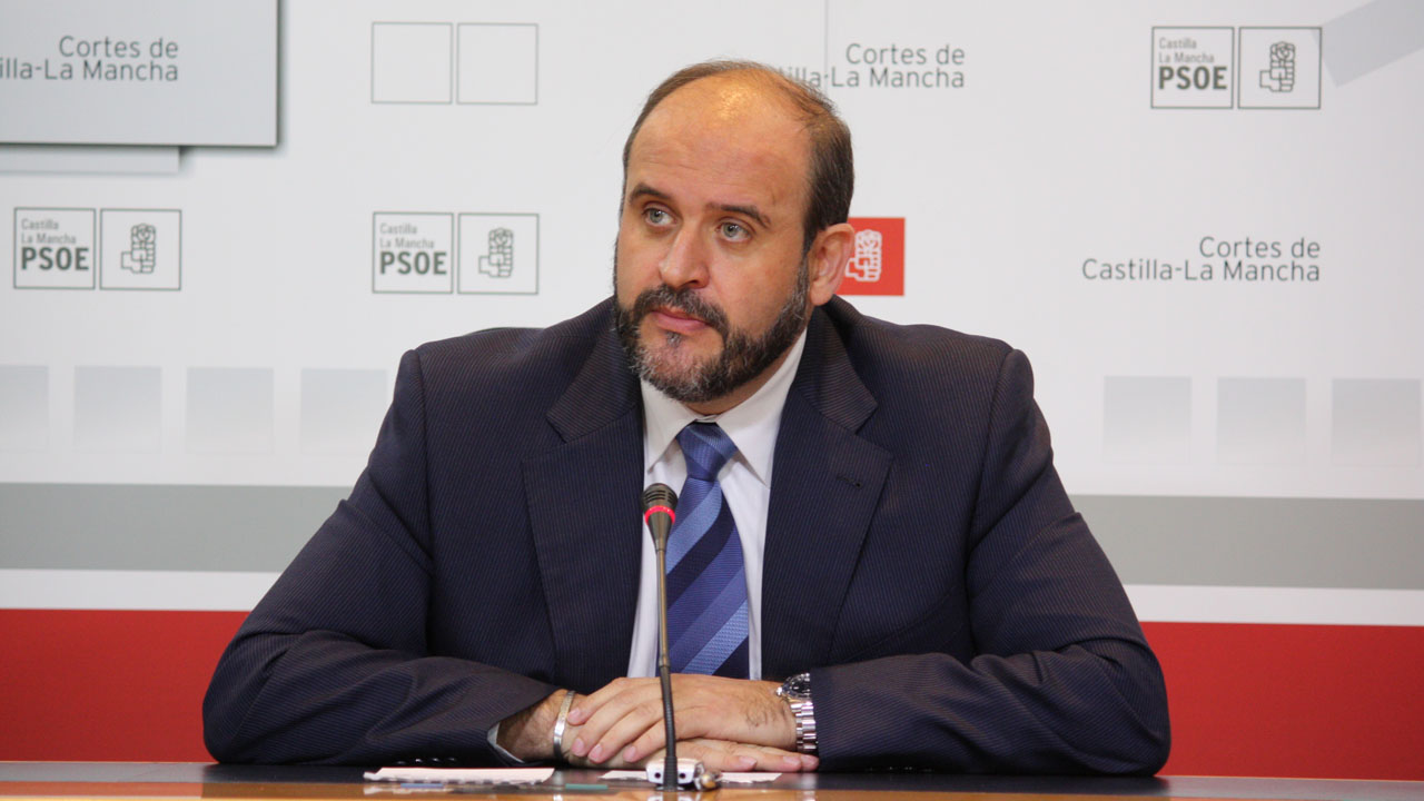 Guijarro: “Queremos que la Ley asegure que los municipios cobran por servicios que prestan y son de competencia regional”