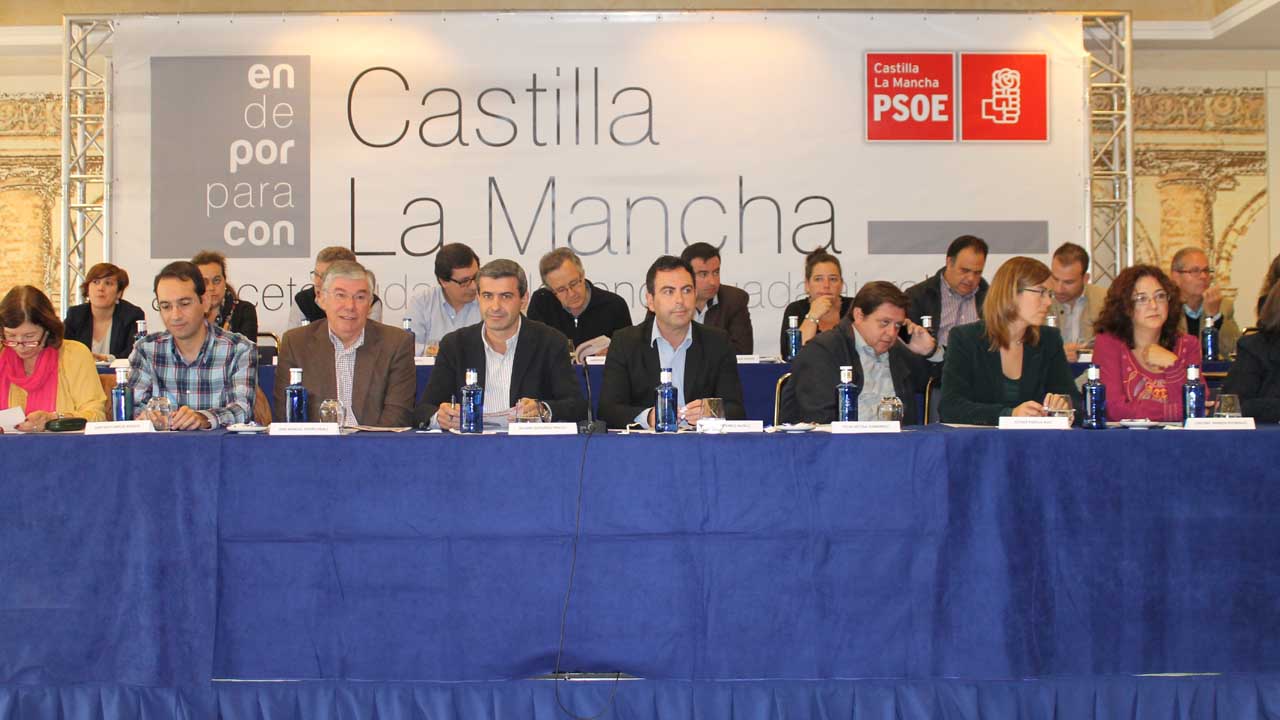 Gutiérrez insta a Cospedal a destinar el 1% del presupuesto regional a crear un plan de empleo, como han hecho sus compañeros de Castilla y León