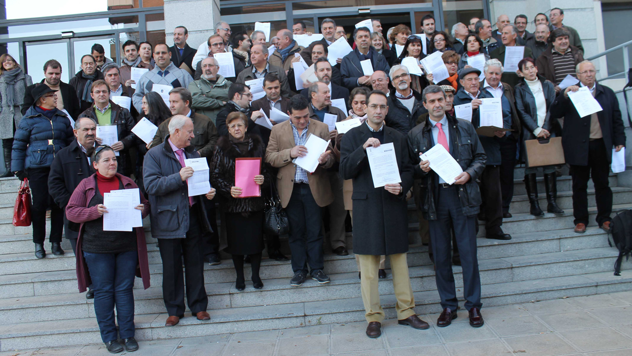 Cerca de 90 alcaldes socialistas de Toledo reclaman a Cospedal por escrito el pago de la deuda a los ayuntamientos