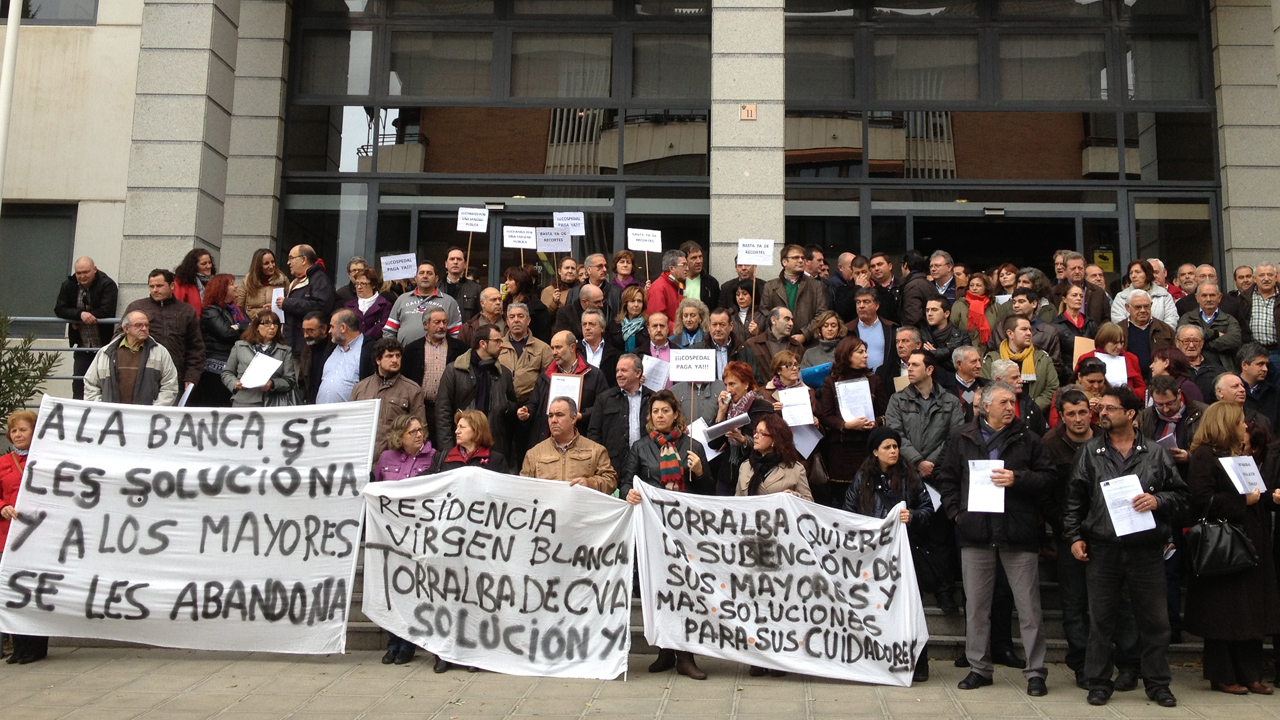 300 alcaldes socialistas de Ciudad Real, Cuenca y Guadalajara reclaman a Cospedal que les pague lo que les debe la Junta