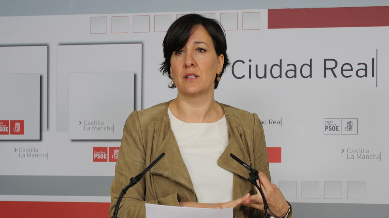 El PSOE denuncia el incremento de hasta un 70% de pacientes  en las consultas de los médicos de Atención Primaria