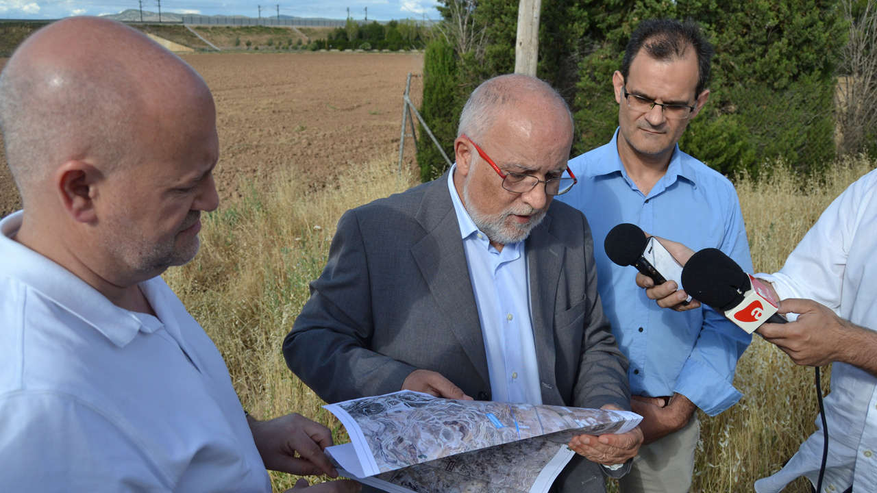 Morlán: “La desidia de Cospedal ha dejado a Almansa sin estación del AVE”