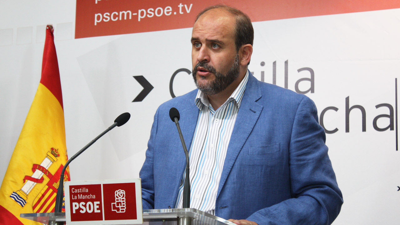 “Si Cospedal no da explicaciones convincentes a las acusaciones de financiación ilegal del PP de C-LM pediremos su dimisión y la convocatoria de elecciones anticipadas”