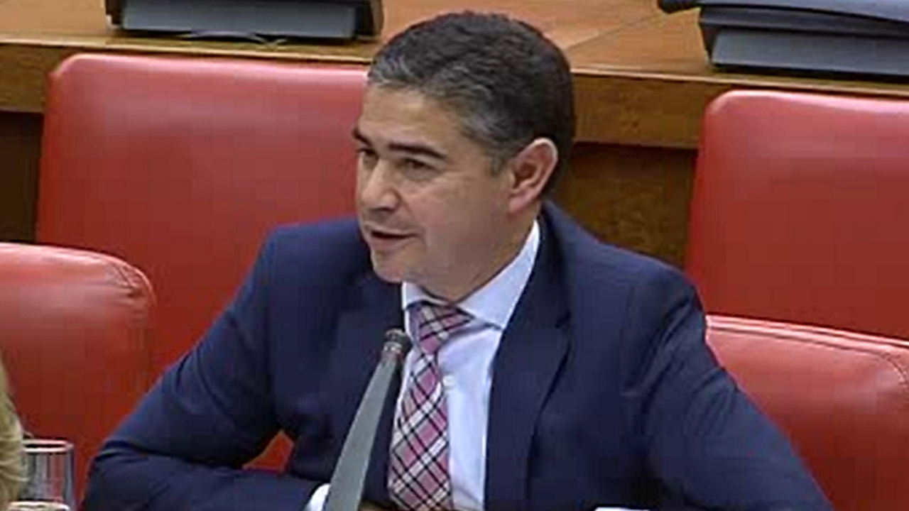 González Ramos cuestiona a la ministra de Agricultura por las autorizaciones de proyectos de investigación sobre fracking en el entorno de las Lagunas de Ruidera